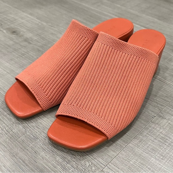 Everlane Reknit Mules - Picture 2 of 7
